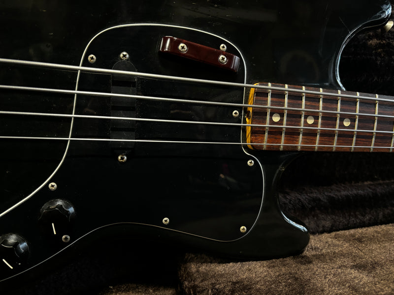 Fender Musicmaster Bass Black 1976