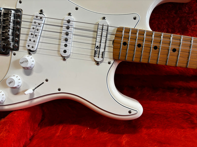 Fender Ed O'Brien Stratocaster Olympic White 2018