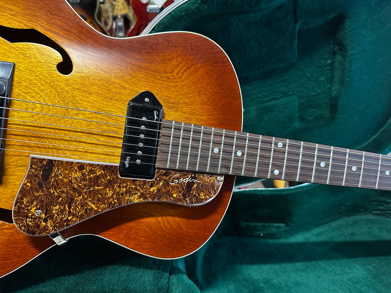 Godin 5th Avenue Kingpin Cognacburst