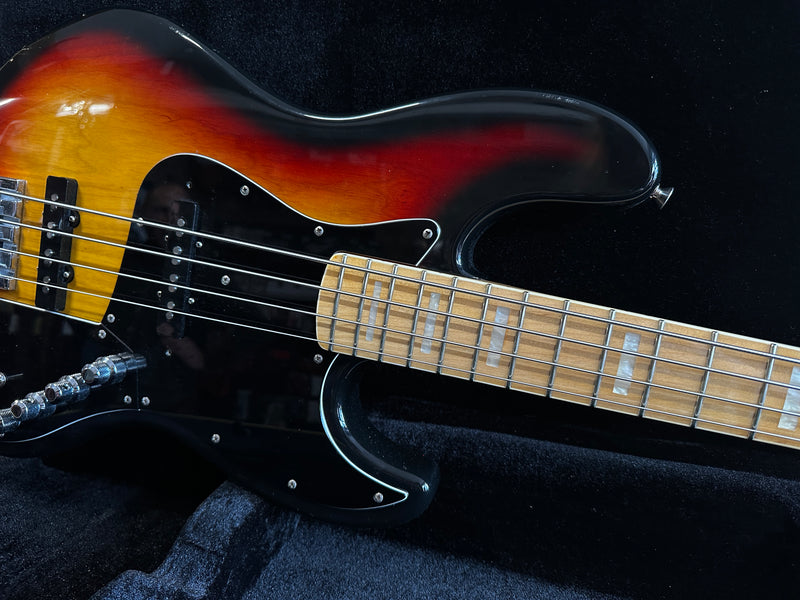 Fender Marcus Miller Artist Series Signature Jazz Bass Sunburst