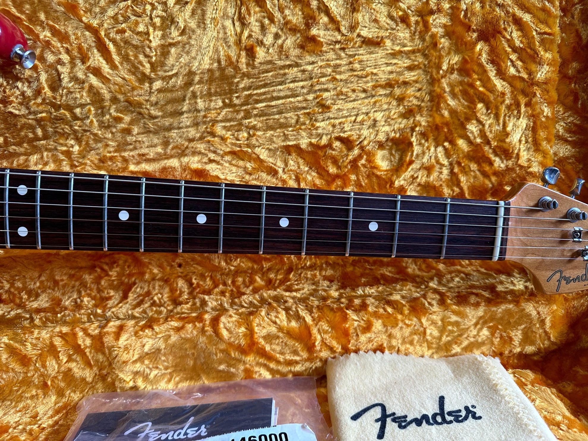 Fender Mark Knopfler Artist Series Signature Stratocaster Dakota Red 2 -  Some Neck Guitars