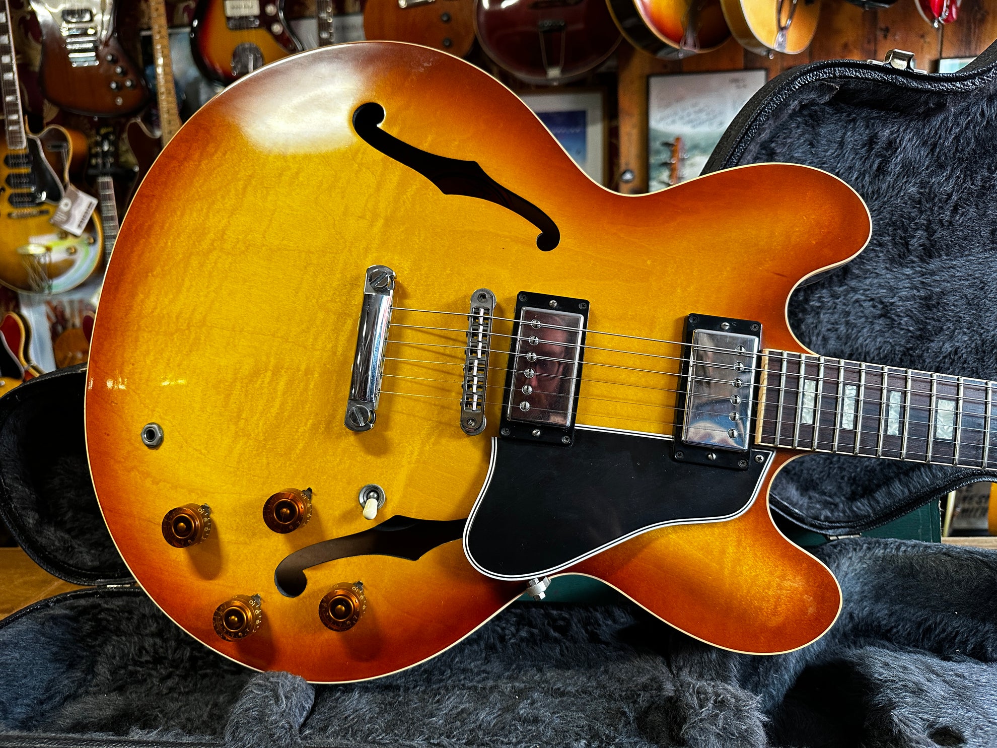 Gibson ES 335 Larry Carlton Cuustom Shop 2012 - Carlton Burst