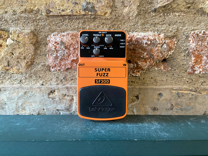 Behringer SF300 Super Fuzz