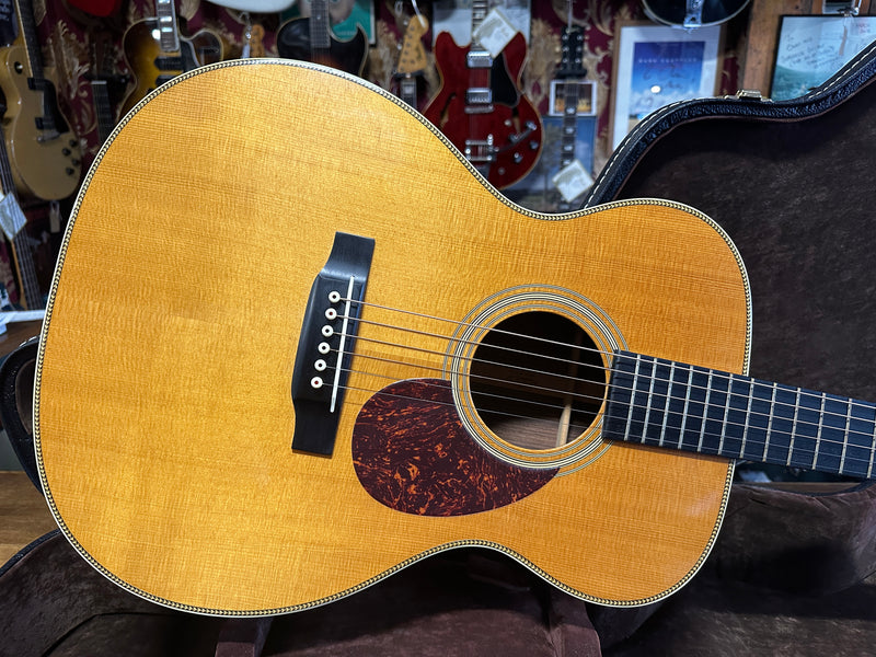 Martin OM-28V Vintage Series Natural 2006