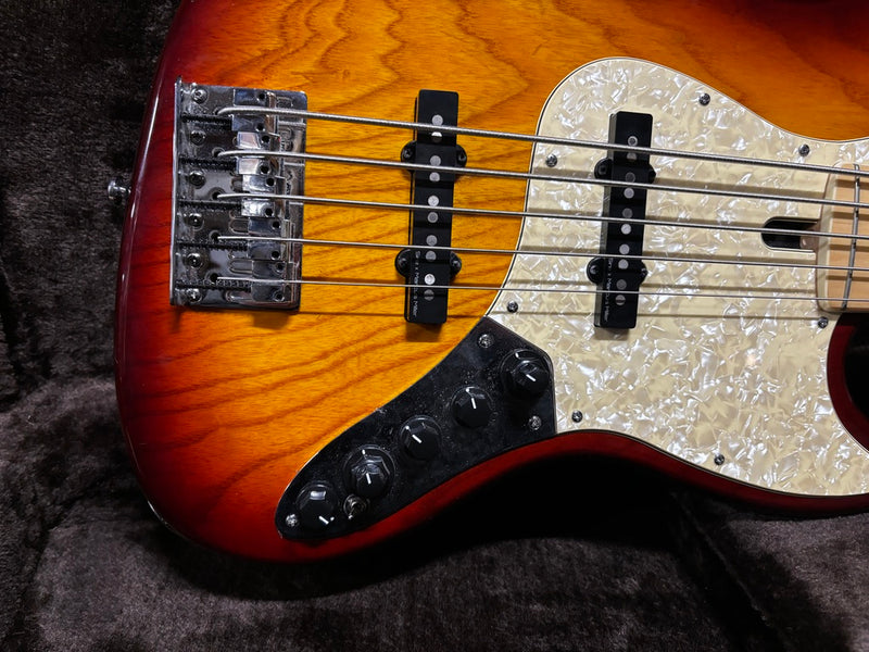 Sire Marcus Miller V7 5-String Tobacco Sunburst 2019