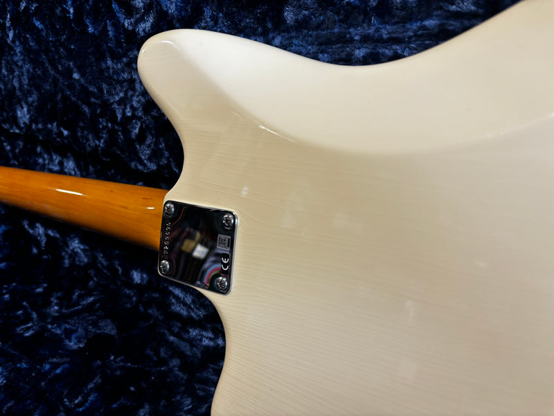 Fender Johnny Marr Jaguar Olympic White 2015