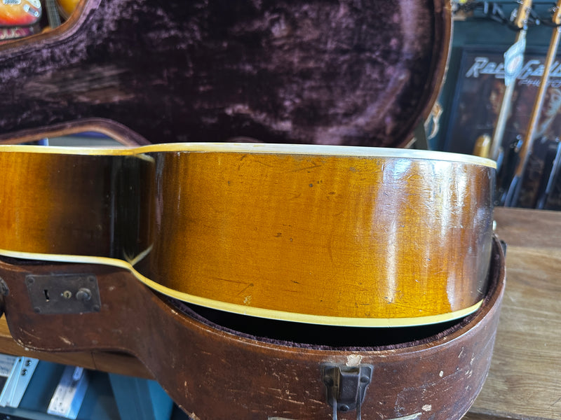 Gibson SJ-200 Sunburst 1953