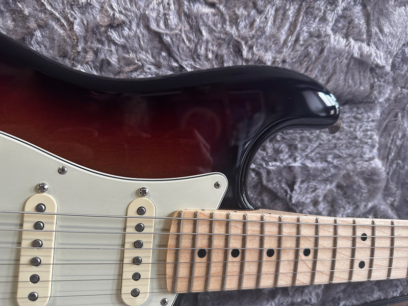 Fender American Professional Stratocaster Sunburst 2019