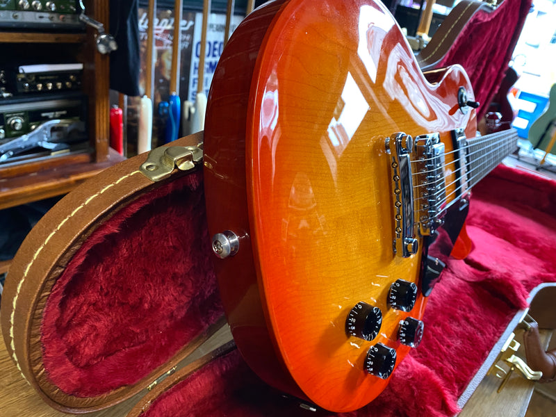 Gibson Les Paul Studio Tangerine Burst 2019