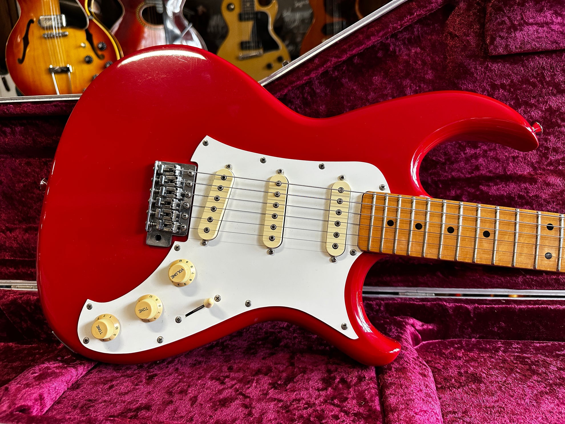 Aria Pro II RS Special V 1982 Hot Red - Some Neck Guitars