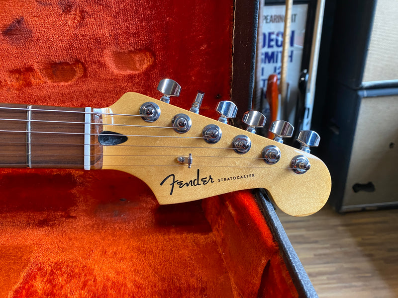 Fender Player Plus Stratocaster HSS Silverburst 2021