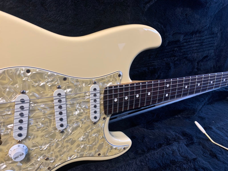 Fender USA Special Edition Stratocaster Vintage White 1993